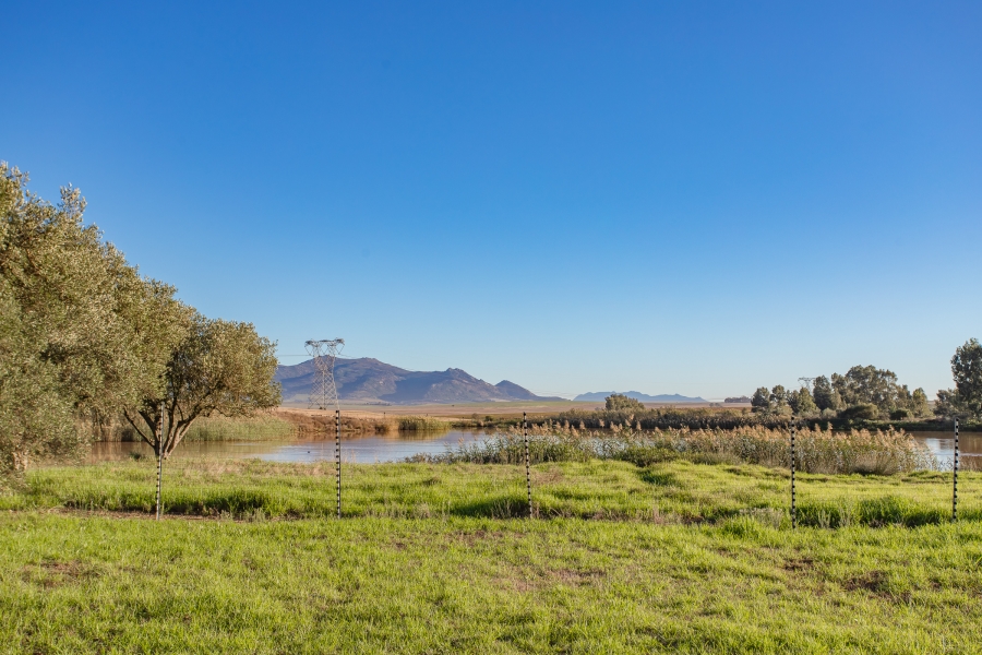 To Let 2 Bedroom Property for Rent in Paarl Rural Western Cape